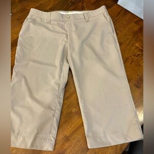 Under Armour Women’s Light Tan Golf Capri